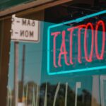 Tattoos: Gründe, Risiken, Bedauern, Entfernung